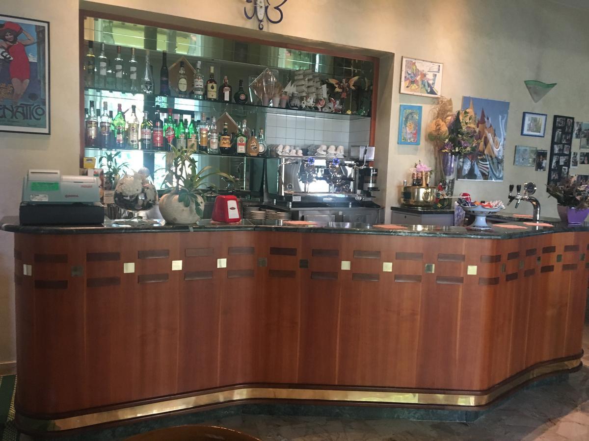 Hotel Laila Cesenatico Zewnętrze zdjęcie